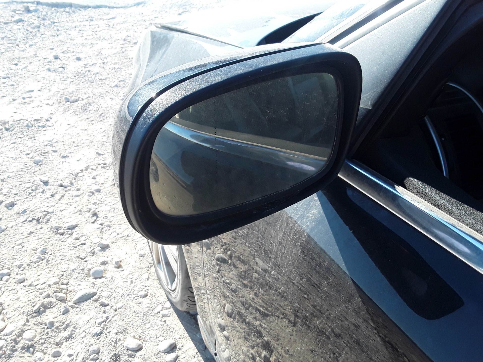 Retrovisor izquierdo
