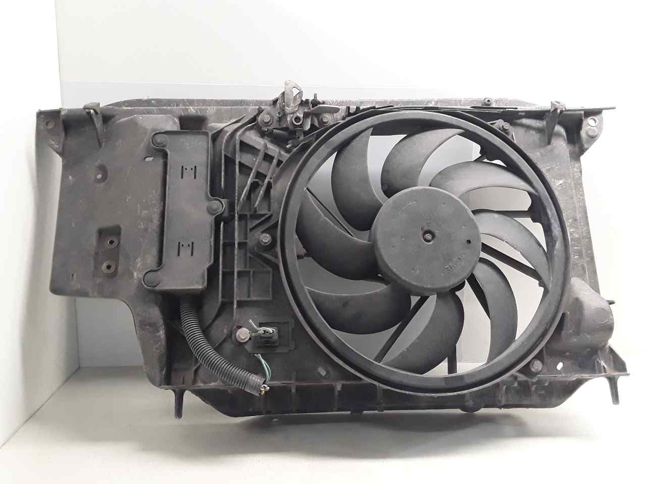 Panel frontal
