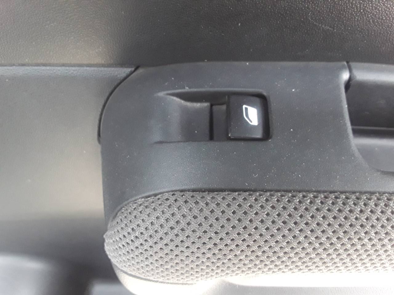 Mando elevalunas trasero derecho, foto 1 de 4