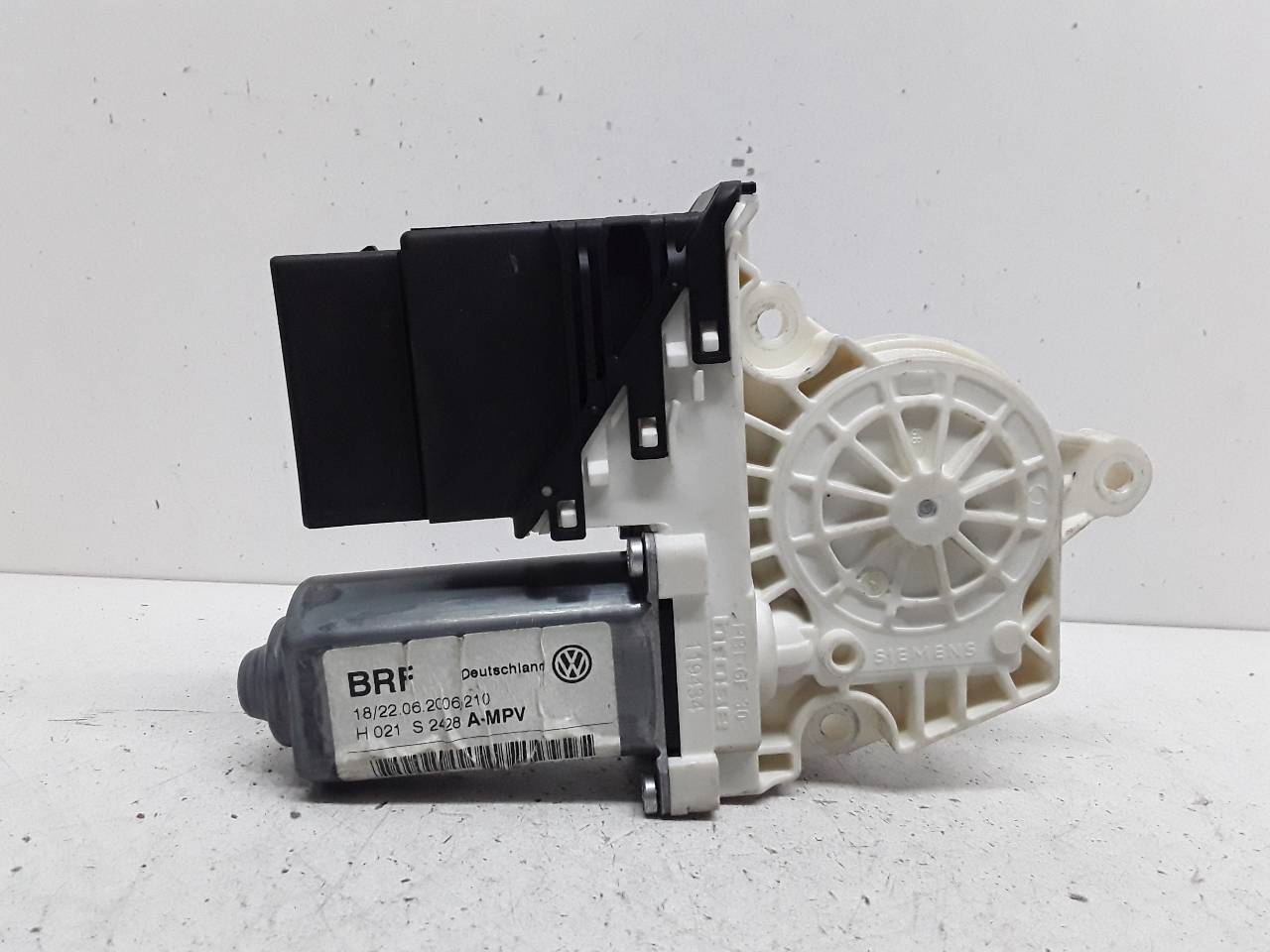 Motor elevalunas trasero derecho