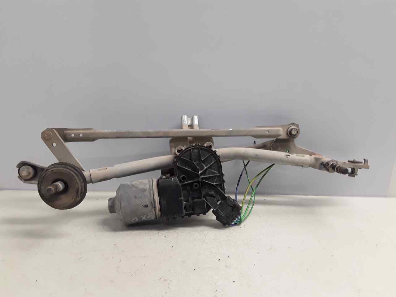 Motor limpia delantero, foto 1 de 3