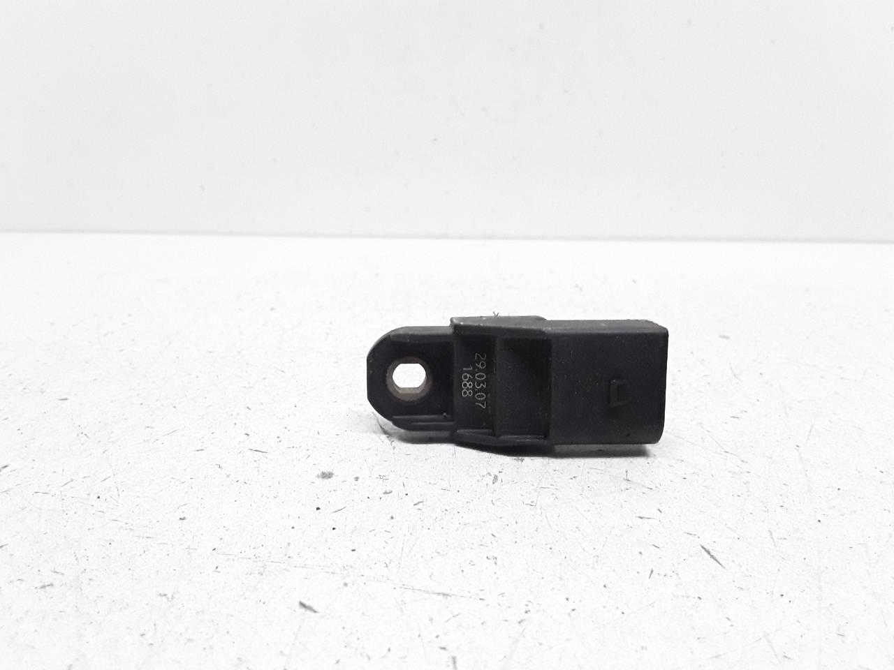 Sensor