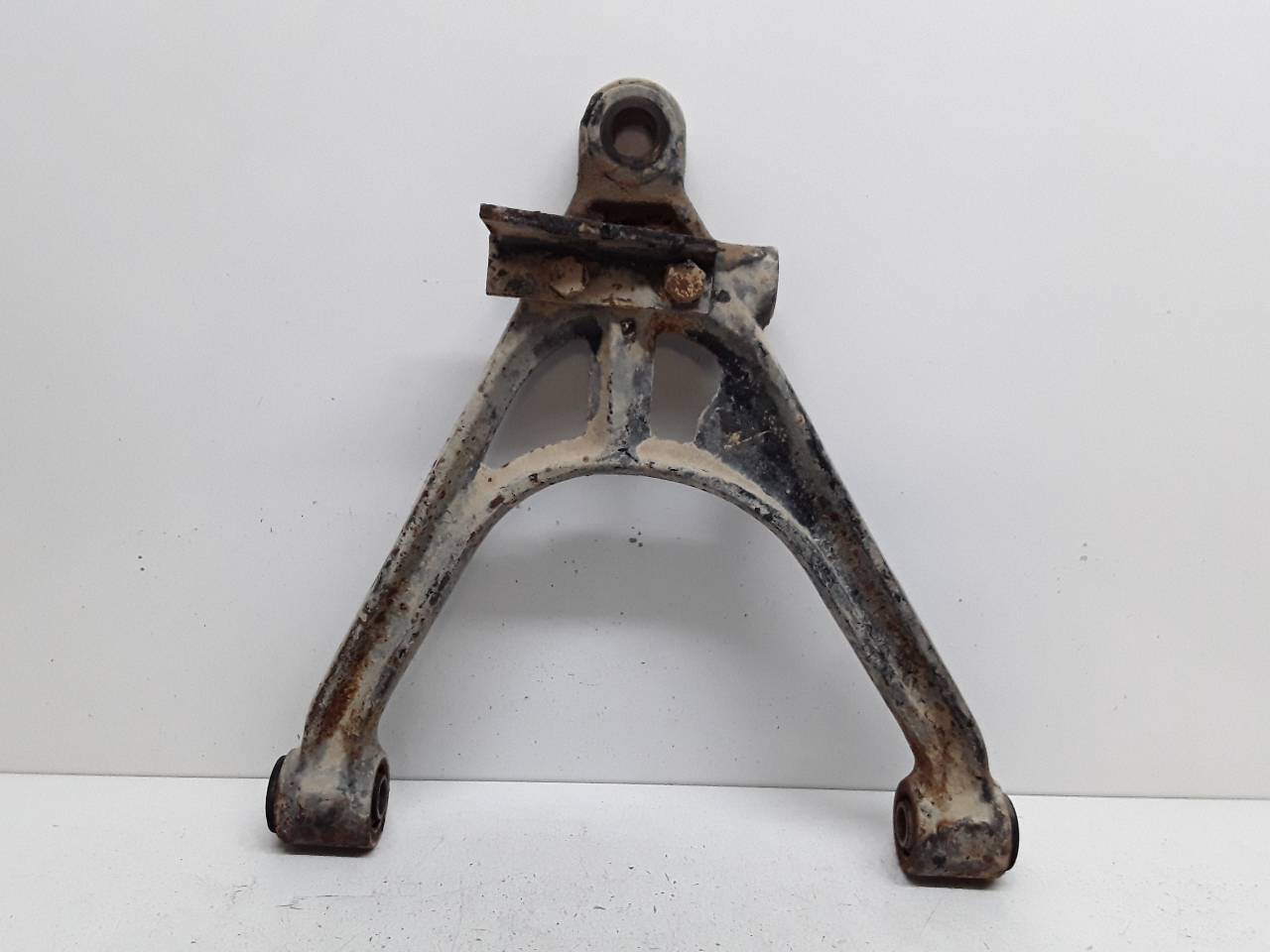 Brazo suspension inferior delantero izquierdo