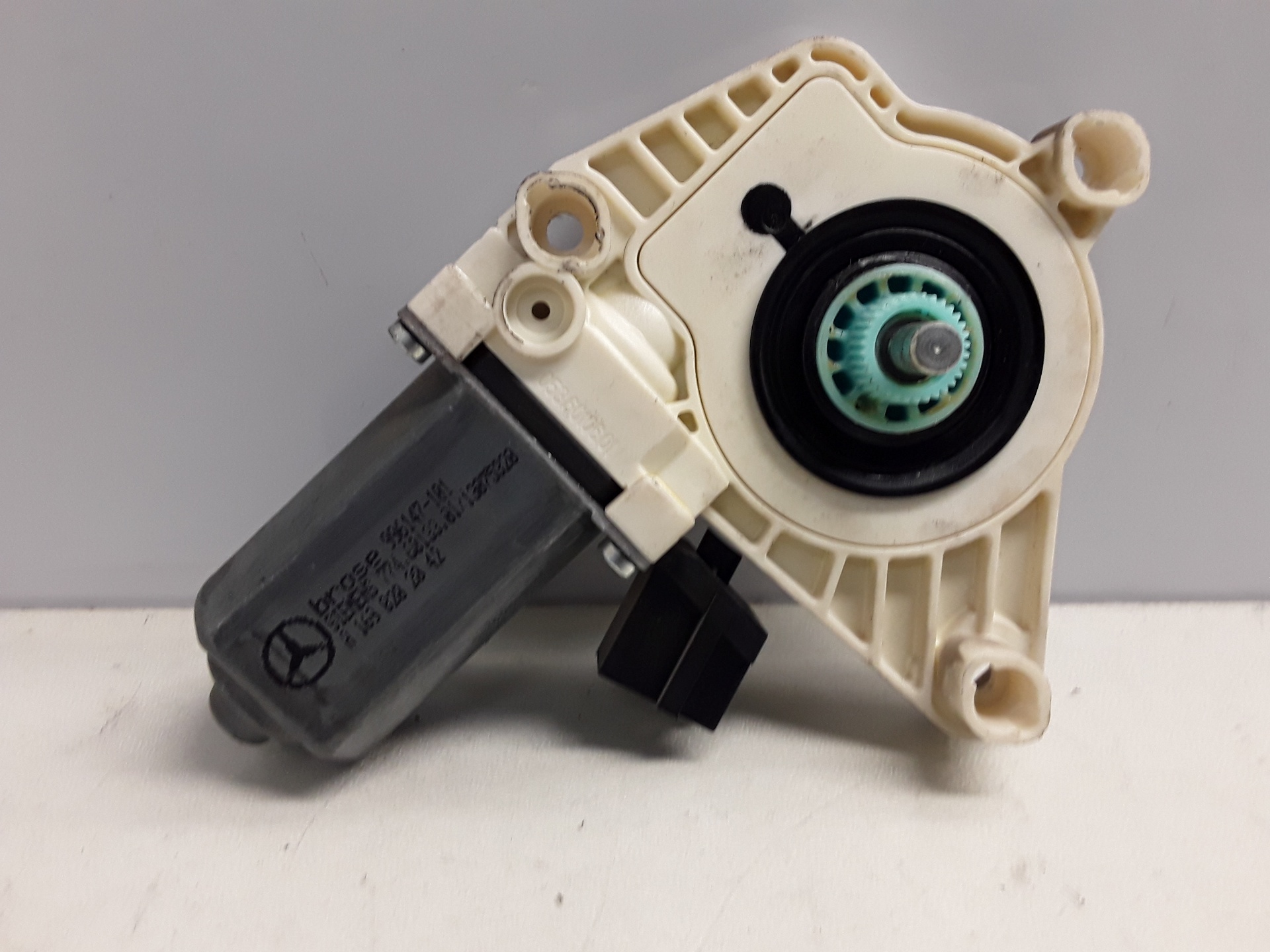 Motor elevalunas trasero derecho