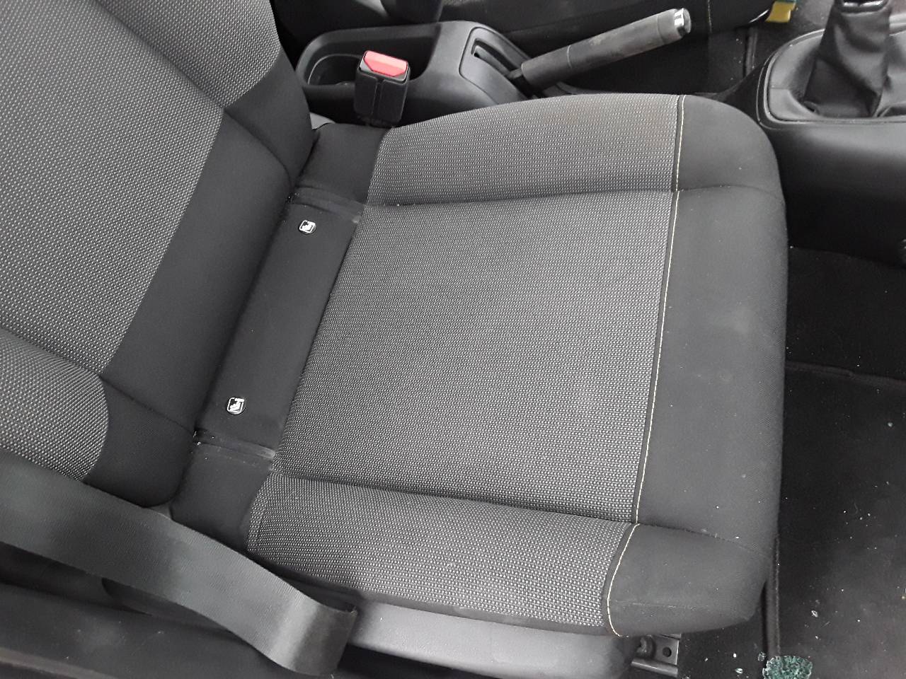 Asiento delantero derecho, foto 1 de 7