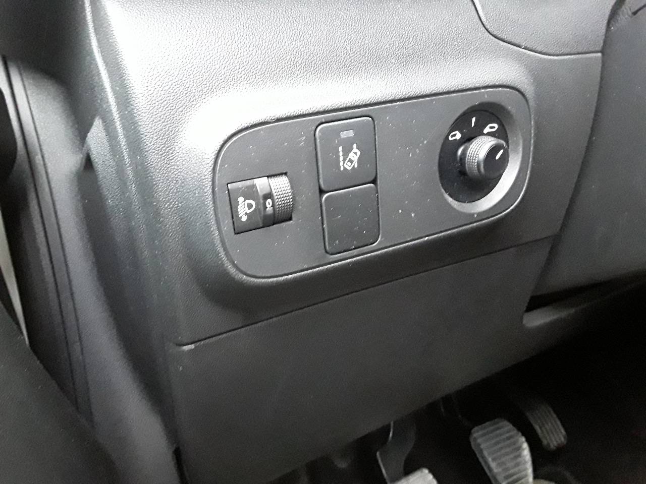 Mirror switch, photo 1 of 3