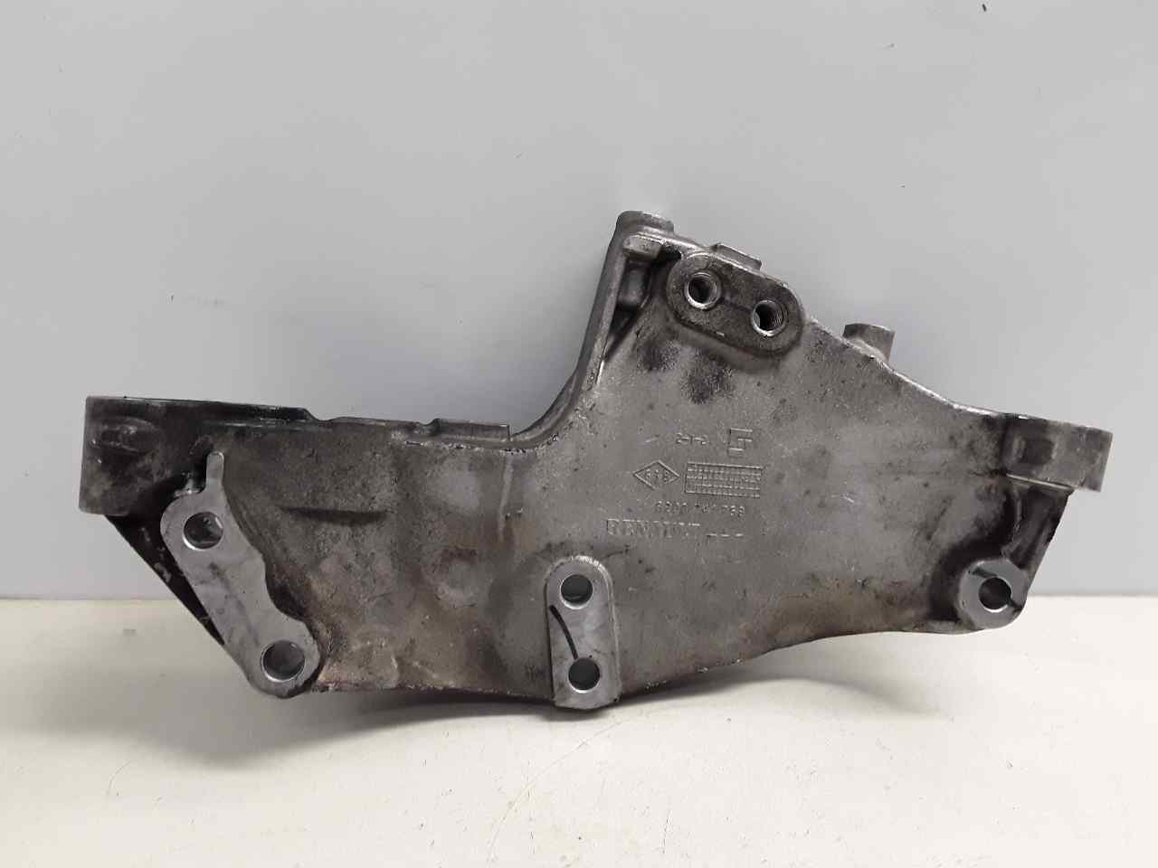 Soporte alternador