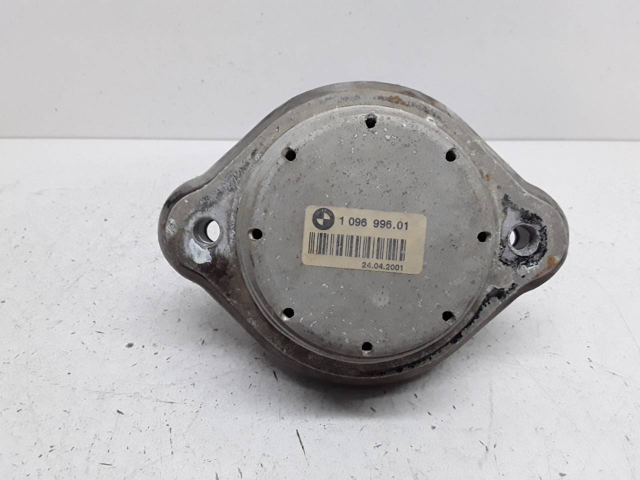 Soporte motor derecho