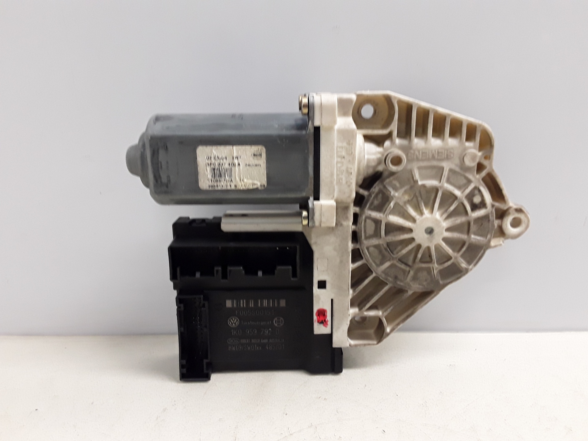 Motor elevalunas delantero izquierdo
