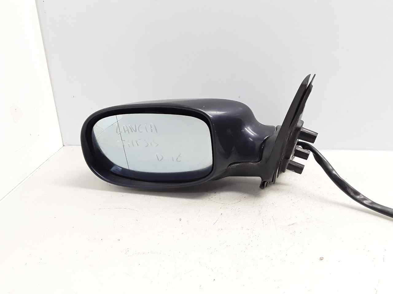 Retrovisor izquierdo
