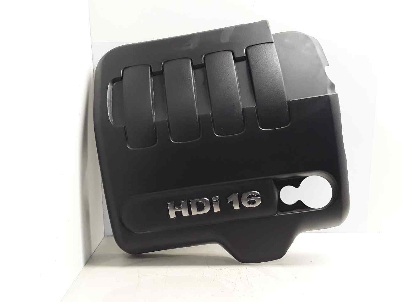 Tapa motor, foto 1 de 2