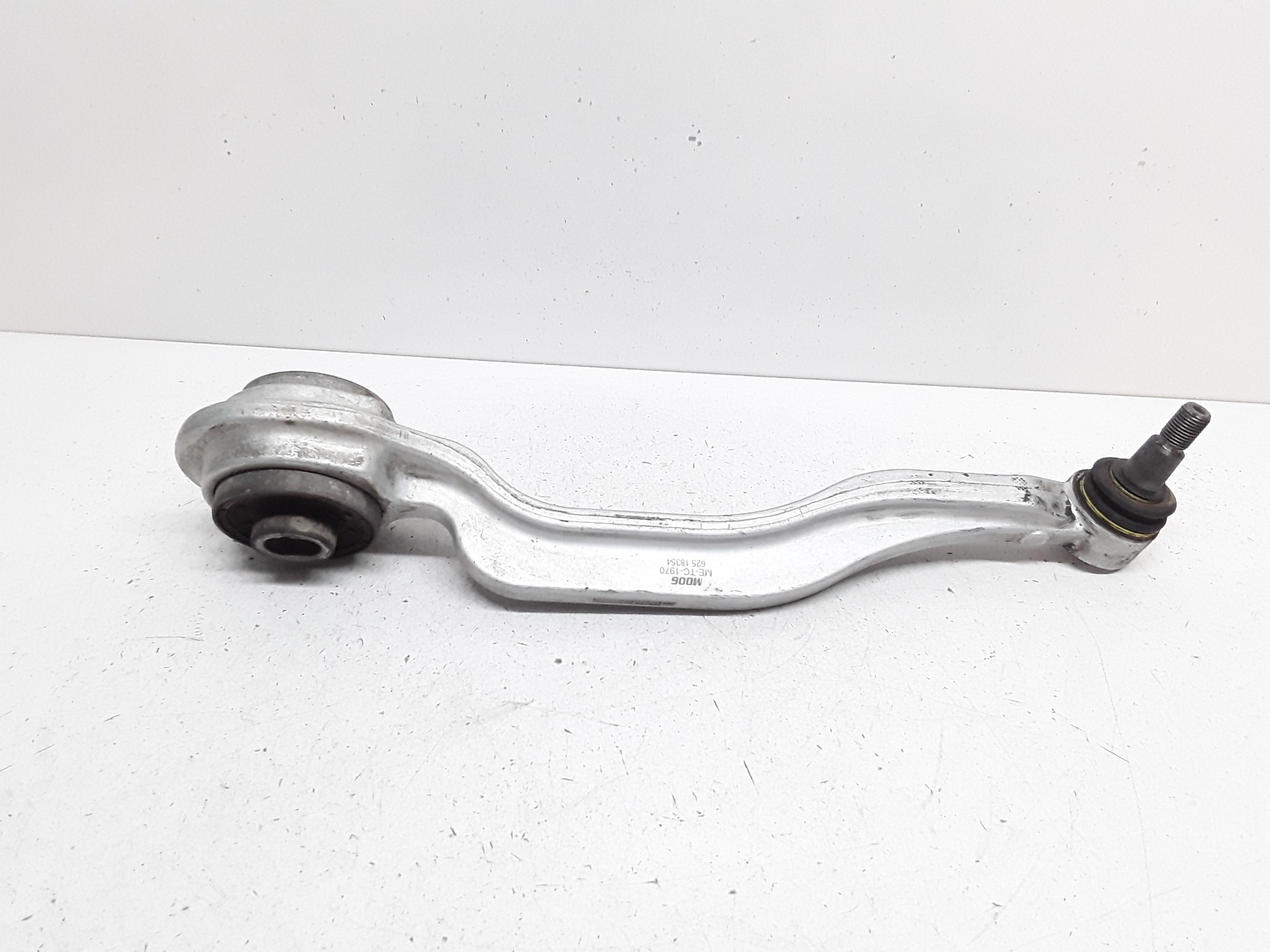 Brazo suspension superior delantero izquierdo, foto 1 de 4