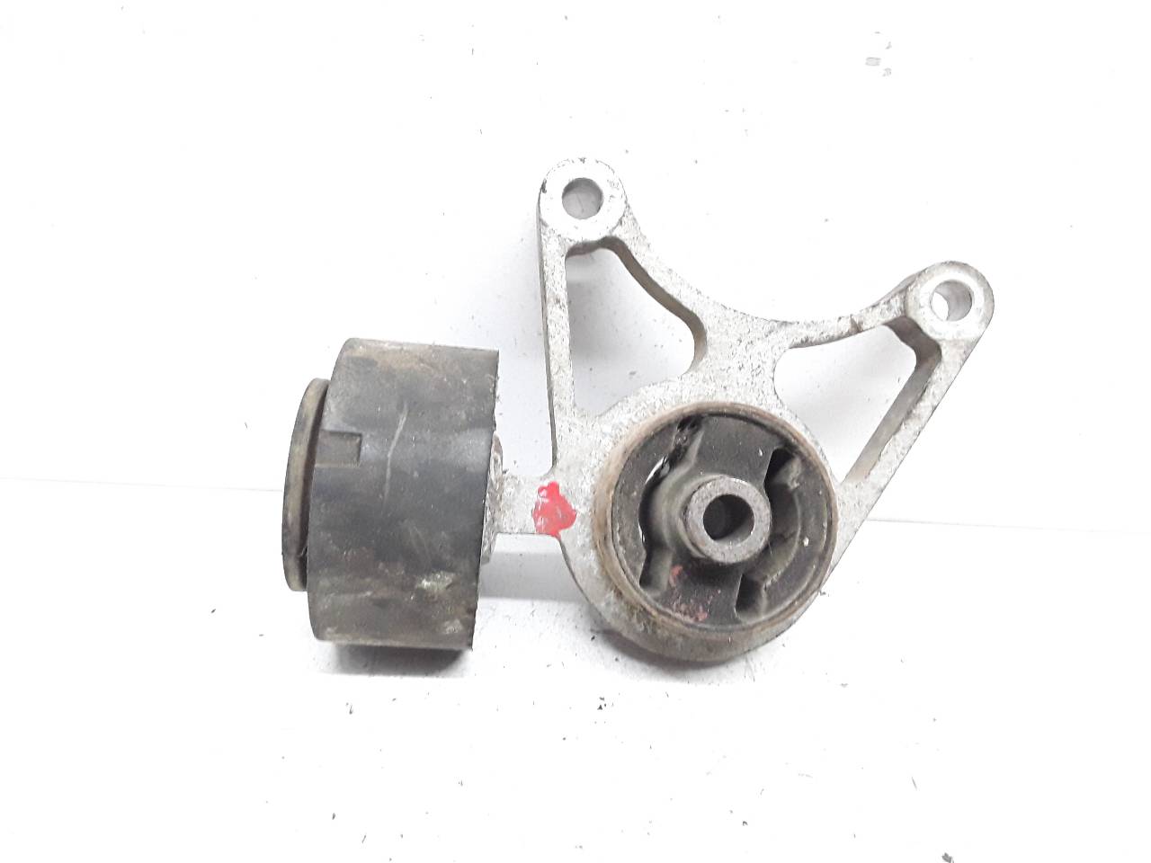 Soporte motor derecho