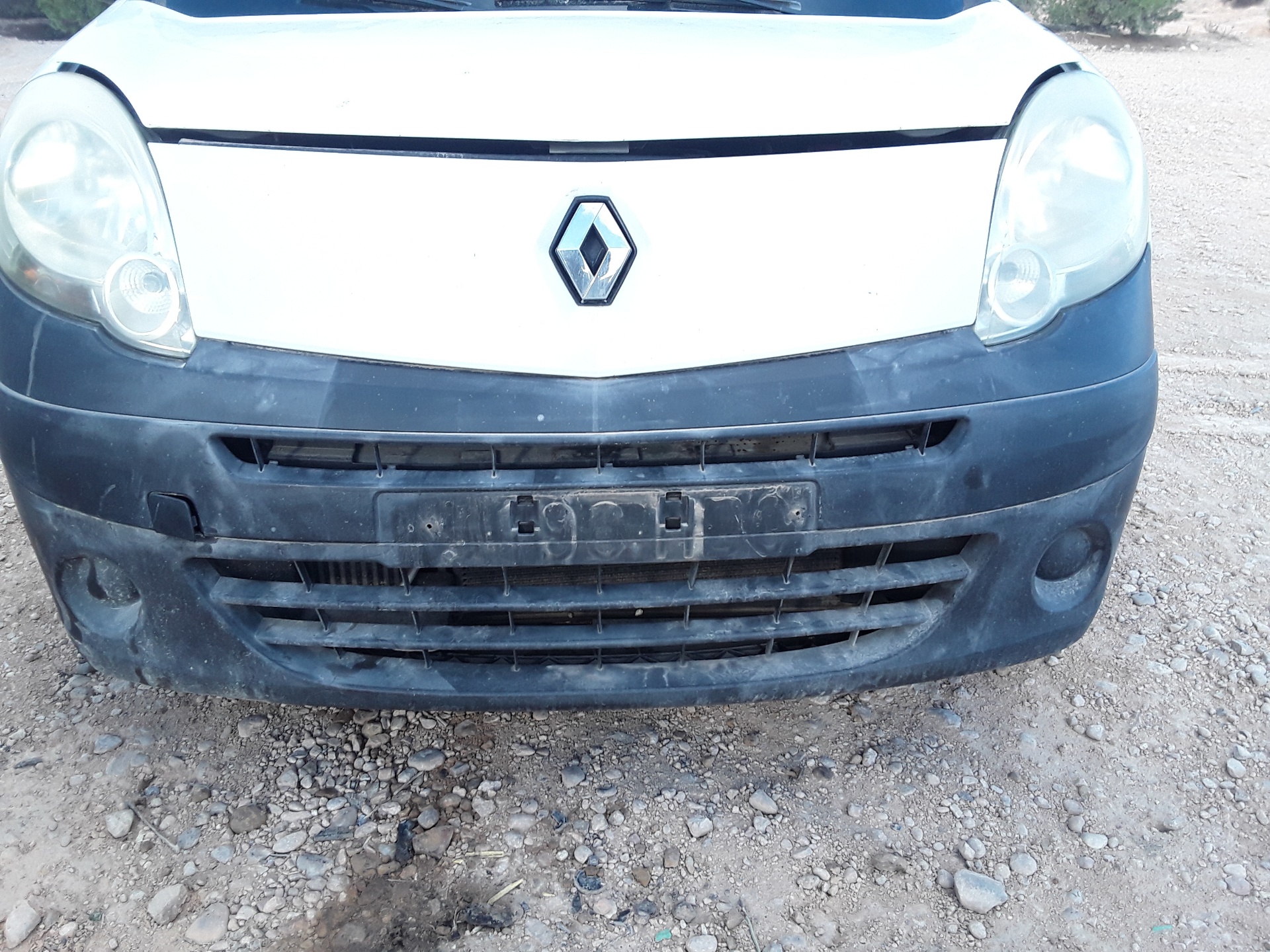 Paragolpes delantero, foto 1 de 6