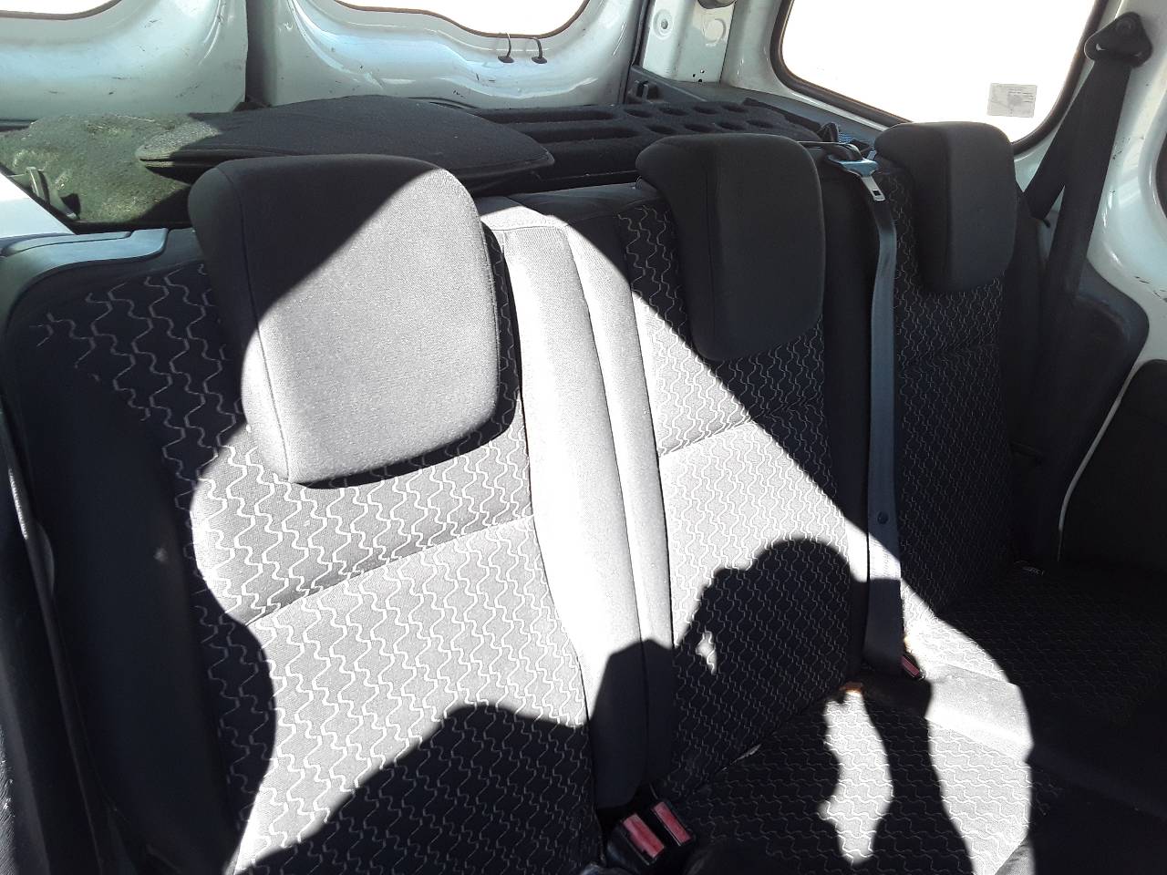 Asientos traseros, foto 1 de 3