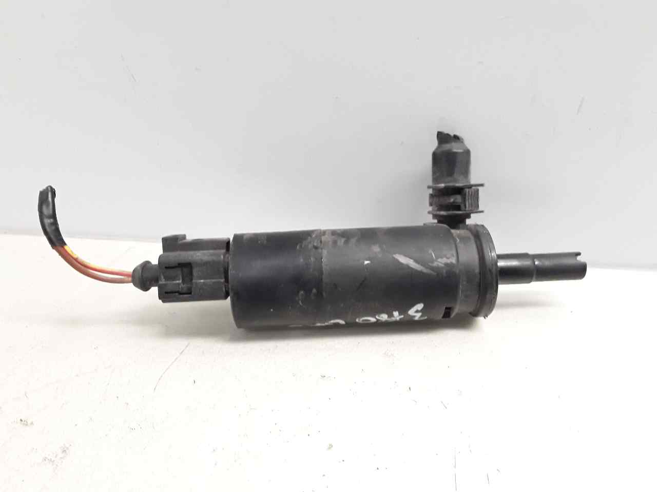Motor limpia delantero