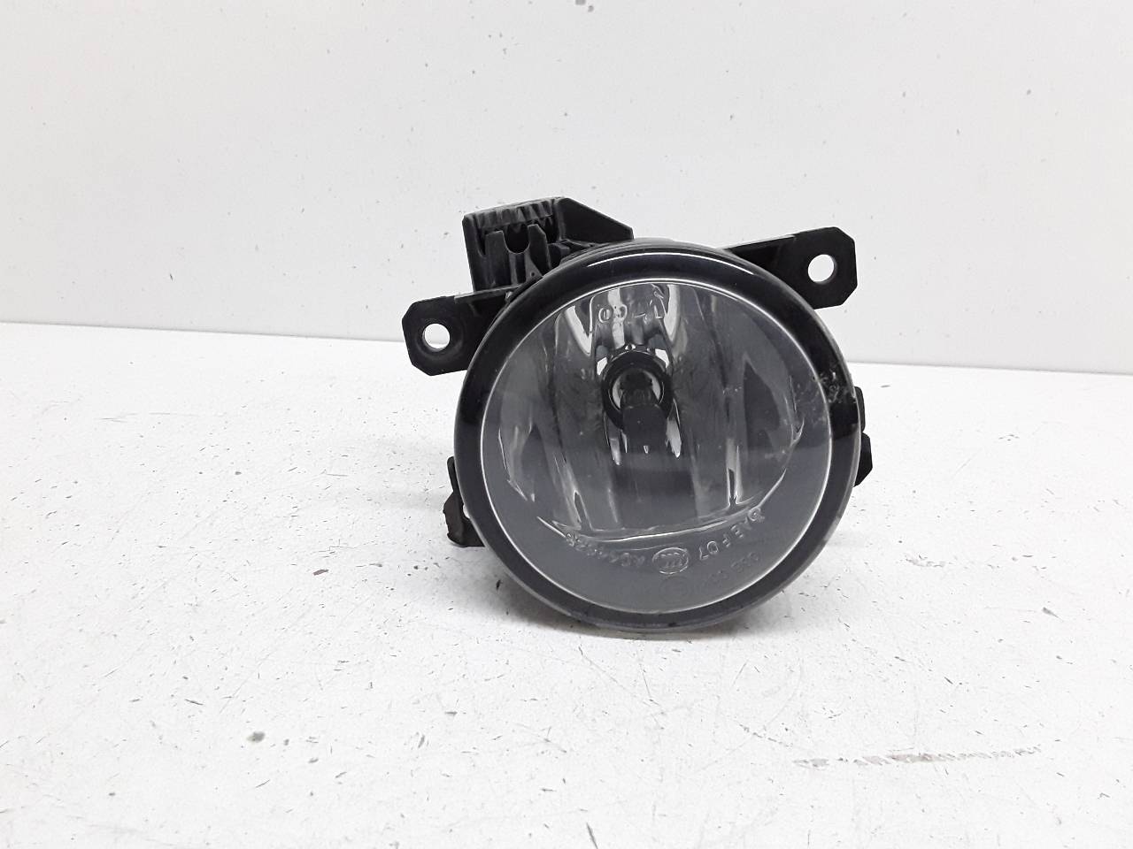 Right fog light, photo 1 of 3