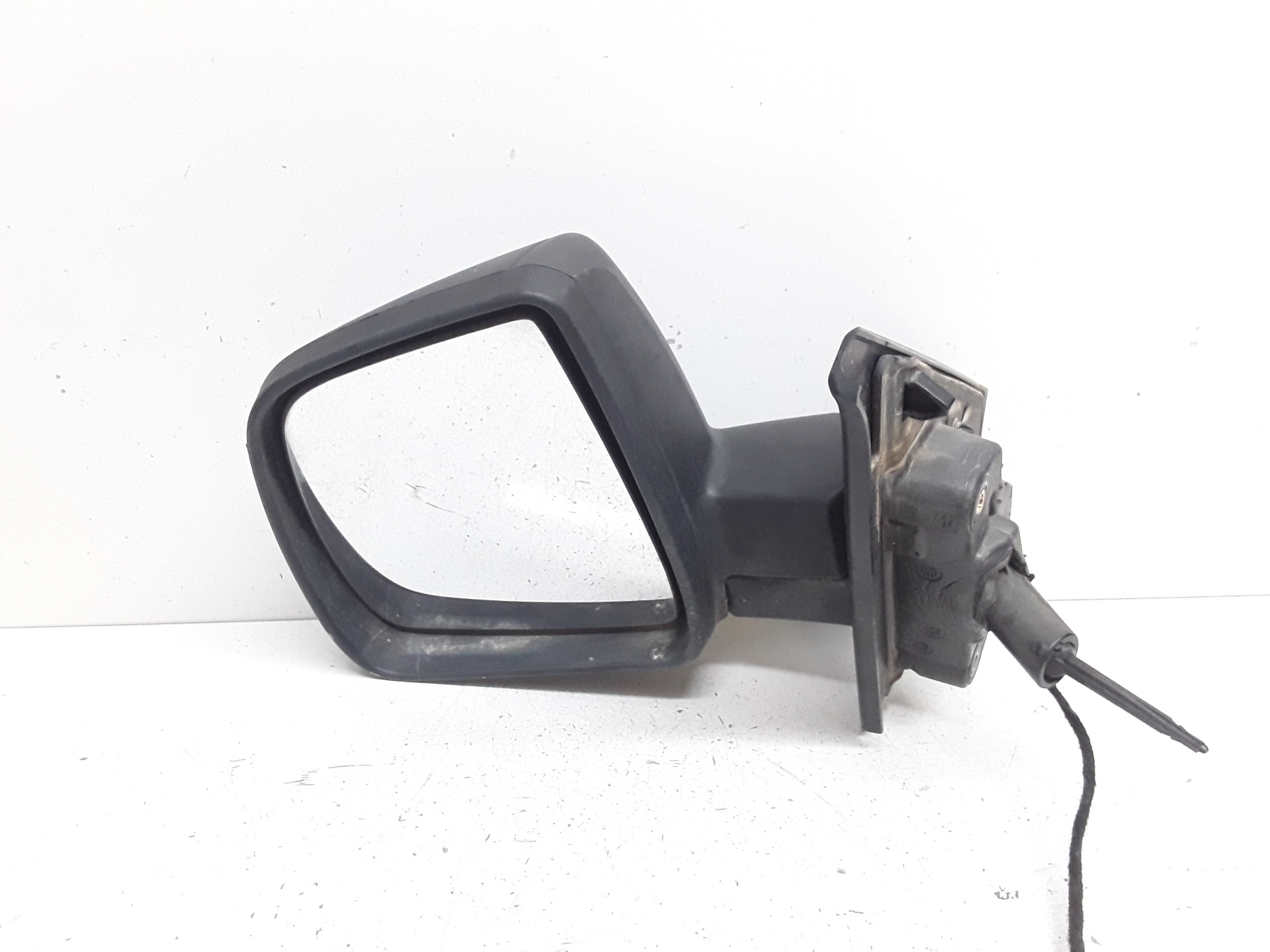 Retrovisor izquierdo