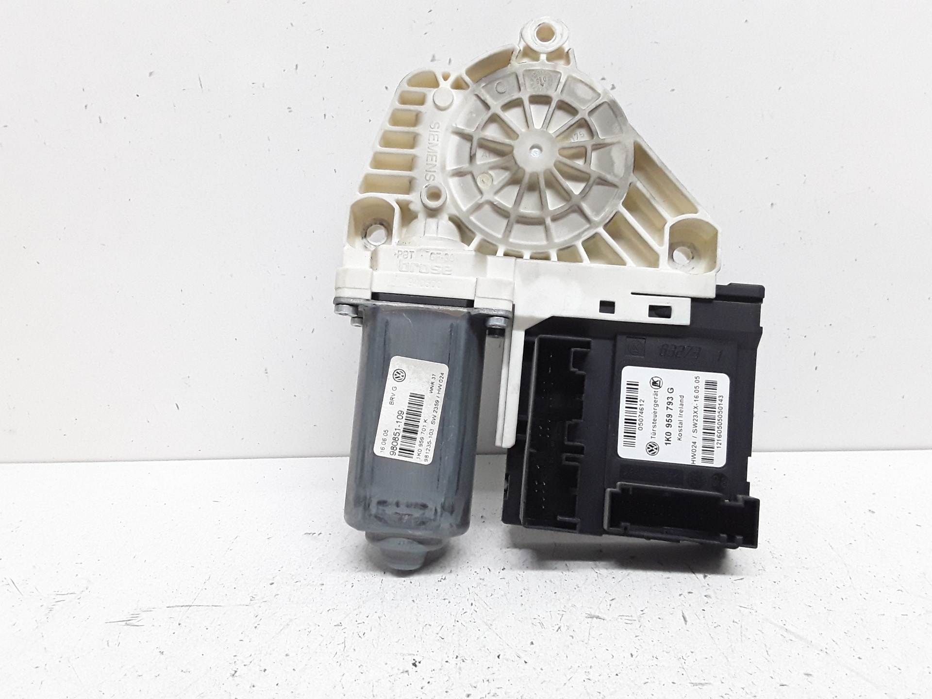 Motor elevalunas delantero izquierdo