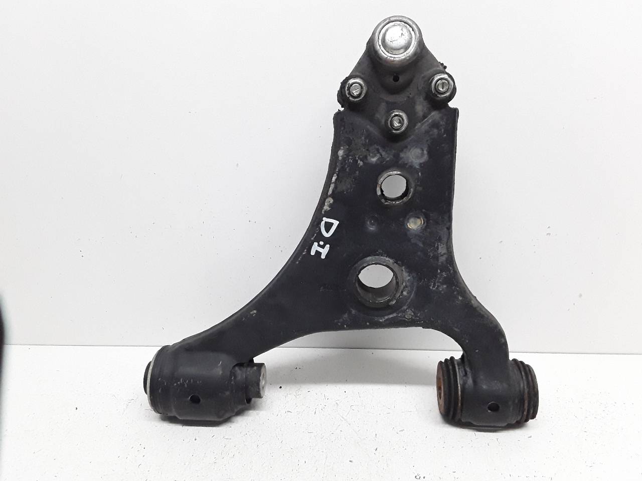 Brazo suspension inferior delantero izquierdo, foto 1 de 2