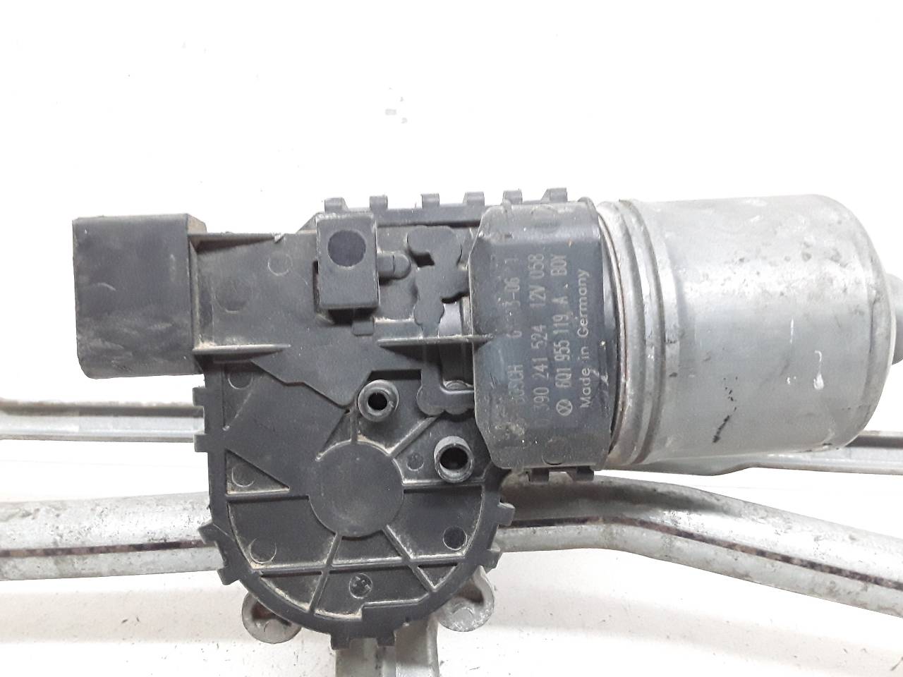 Motor limpia delantero