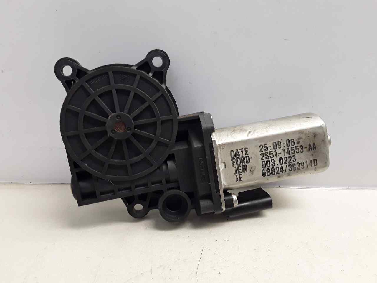 Motor elevalunas delantero derecho