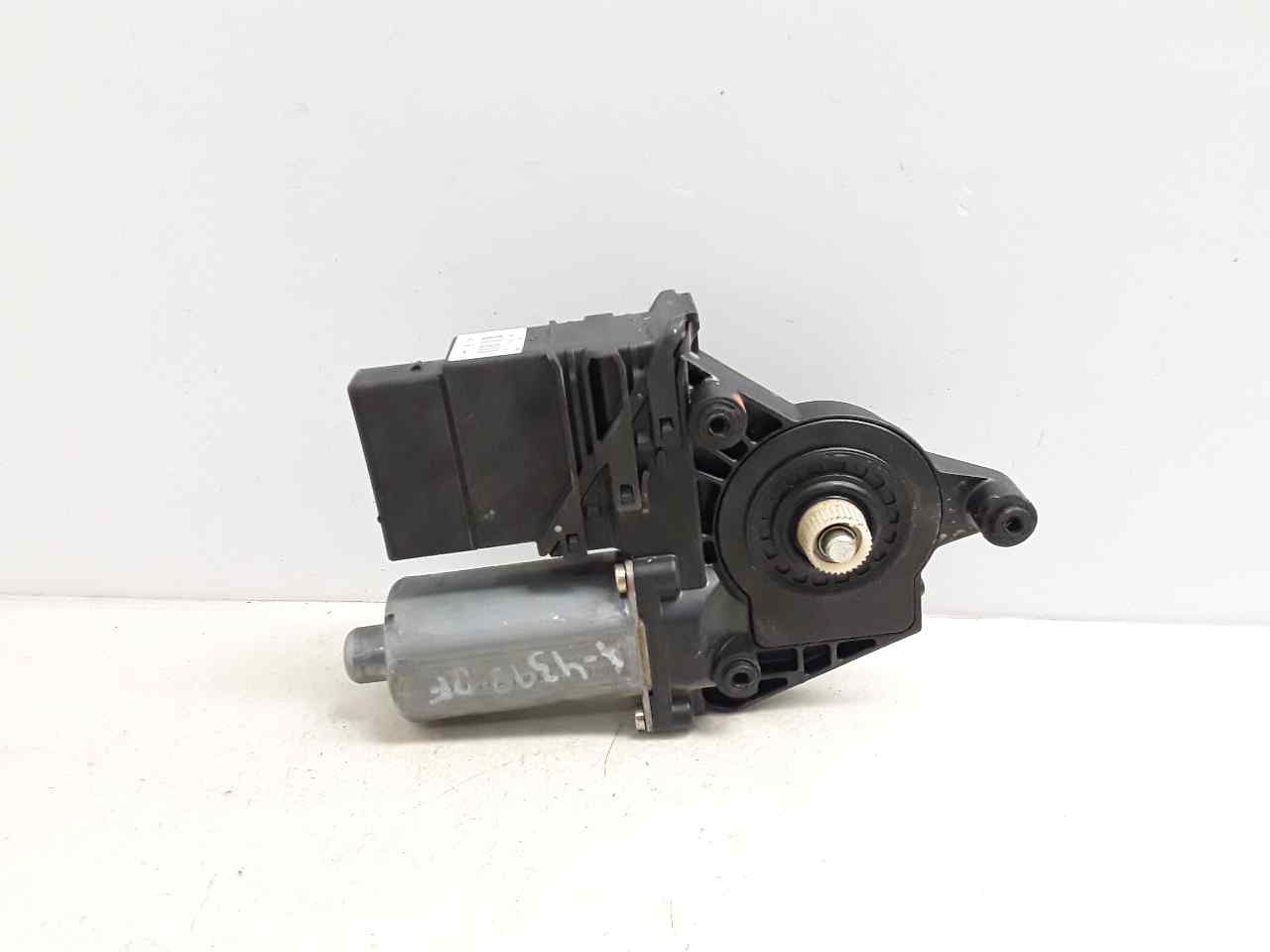 Motor elevalunas trasero izquierdo, foto 1 de 2