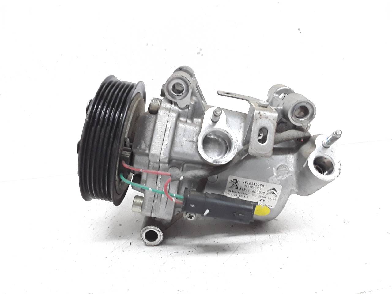 Air conditioning compressor, photo 1 of 4