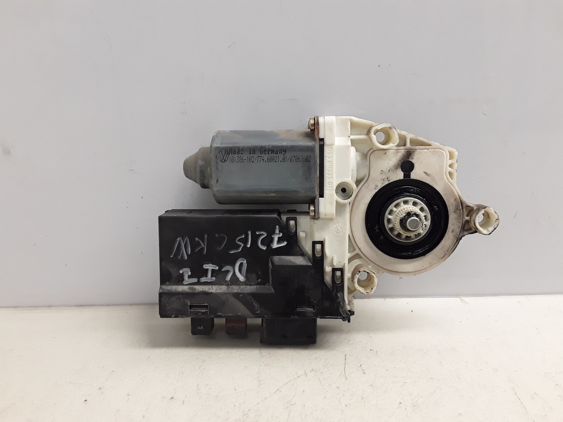 Motor elevalunas delantero izquierdo