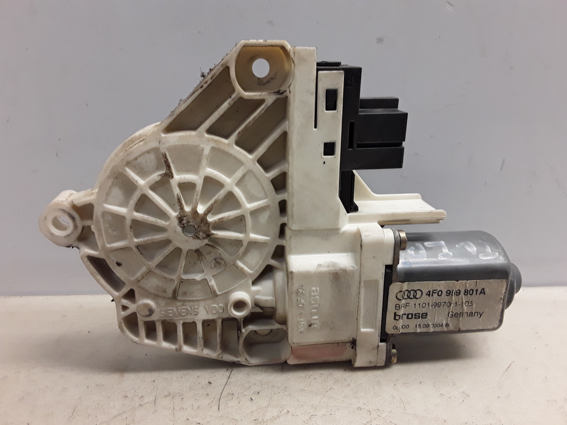 Motor elevalunas trasero izquierdo