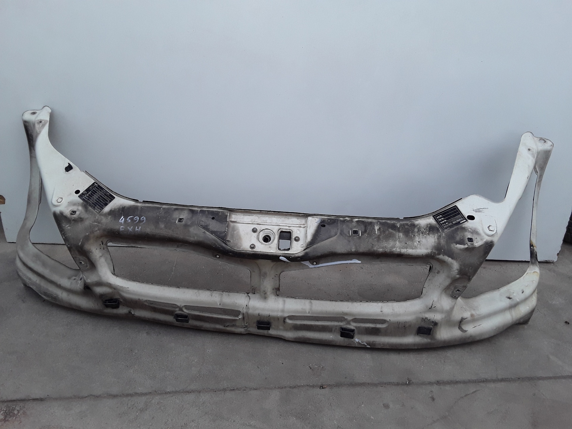 Panel frontal