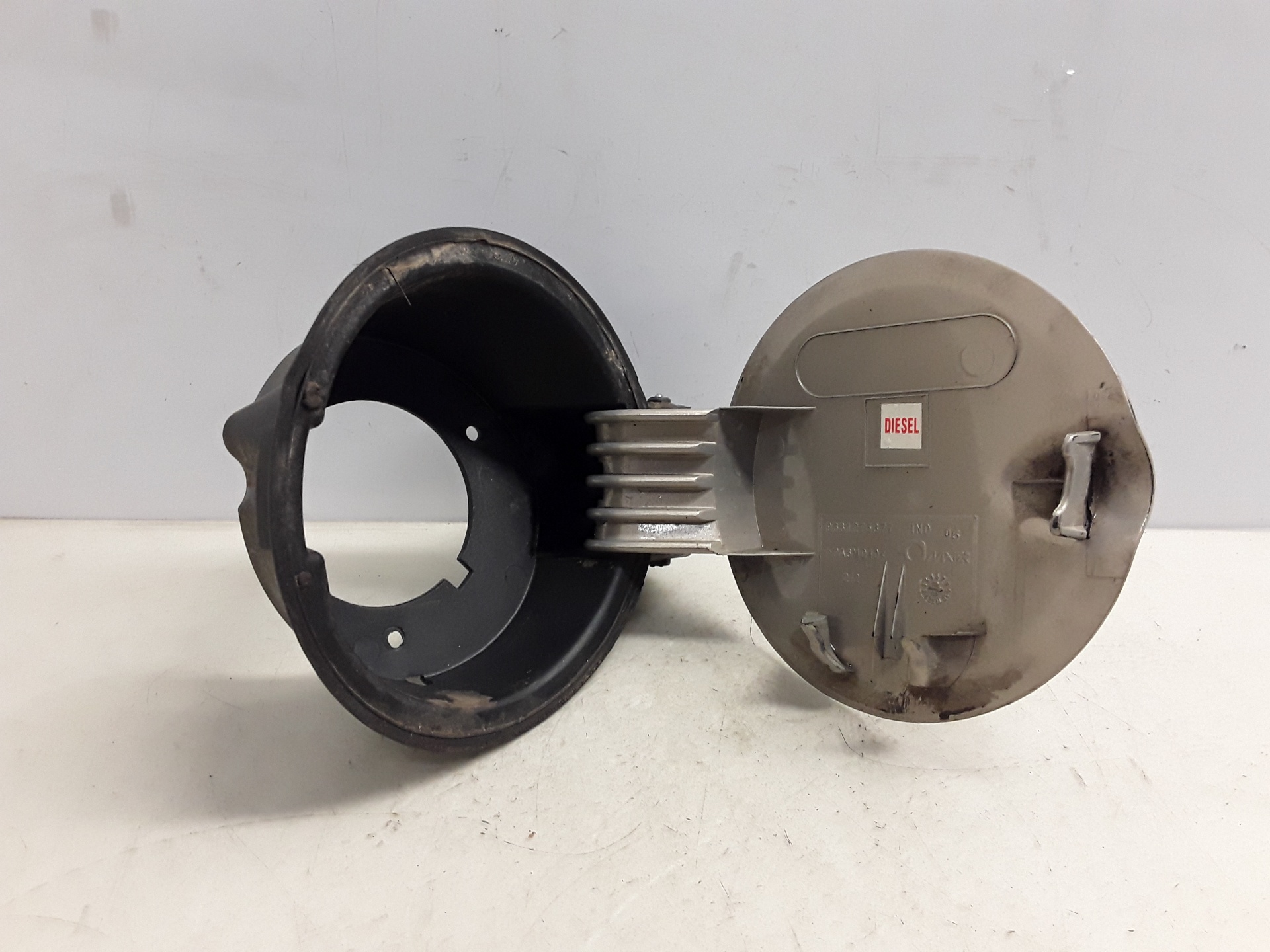 Tapa exterior combustible