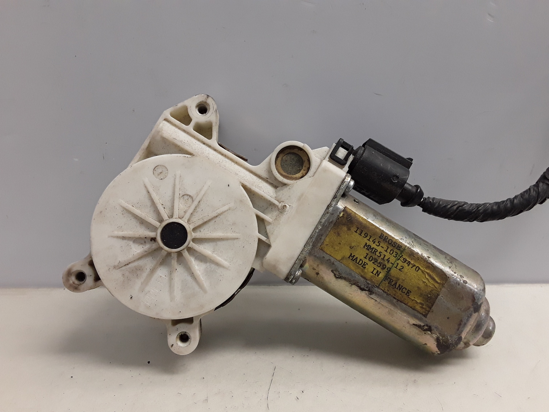 Motor elevalunas delantero derecho