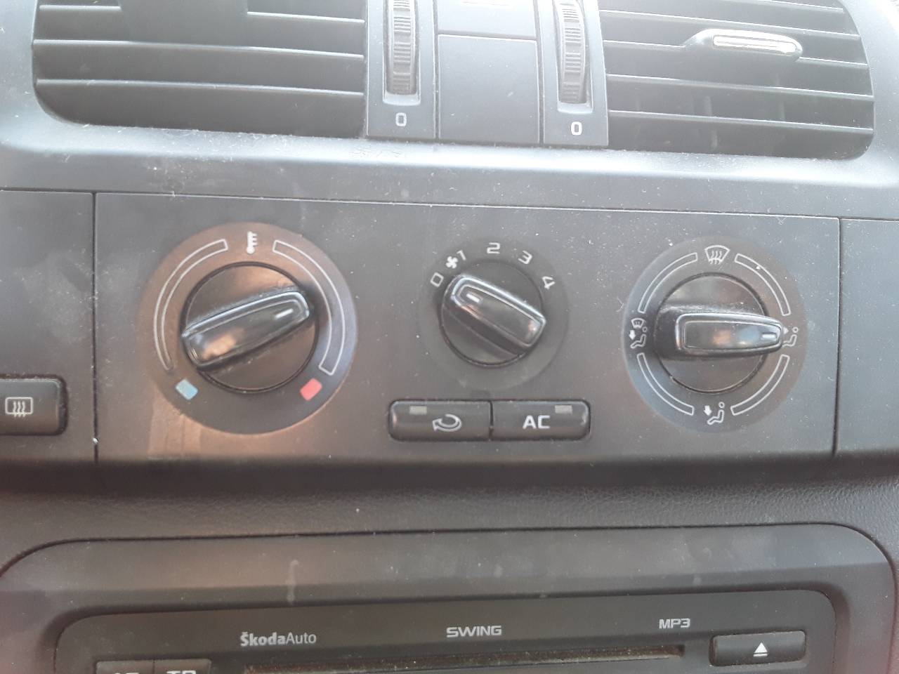Comando riscaldamento / climatizzatore, foto 1 di 1