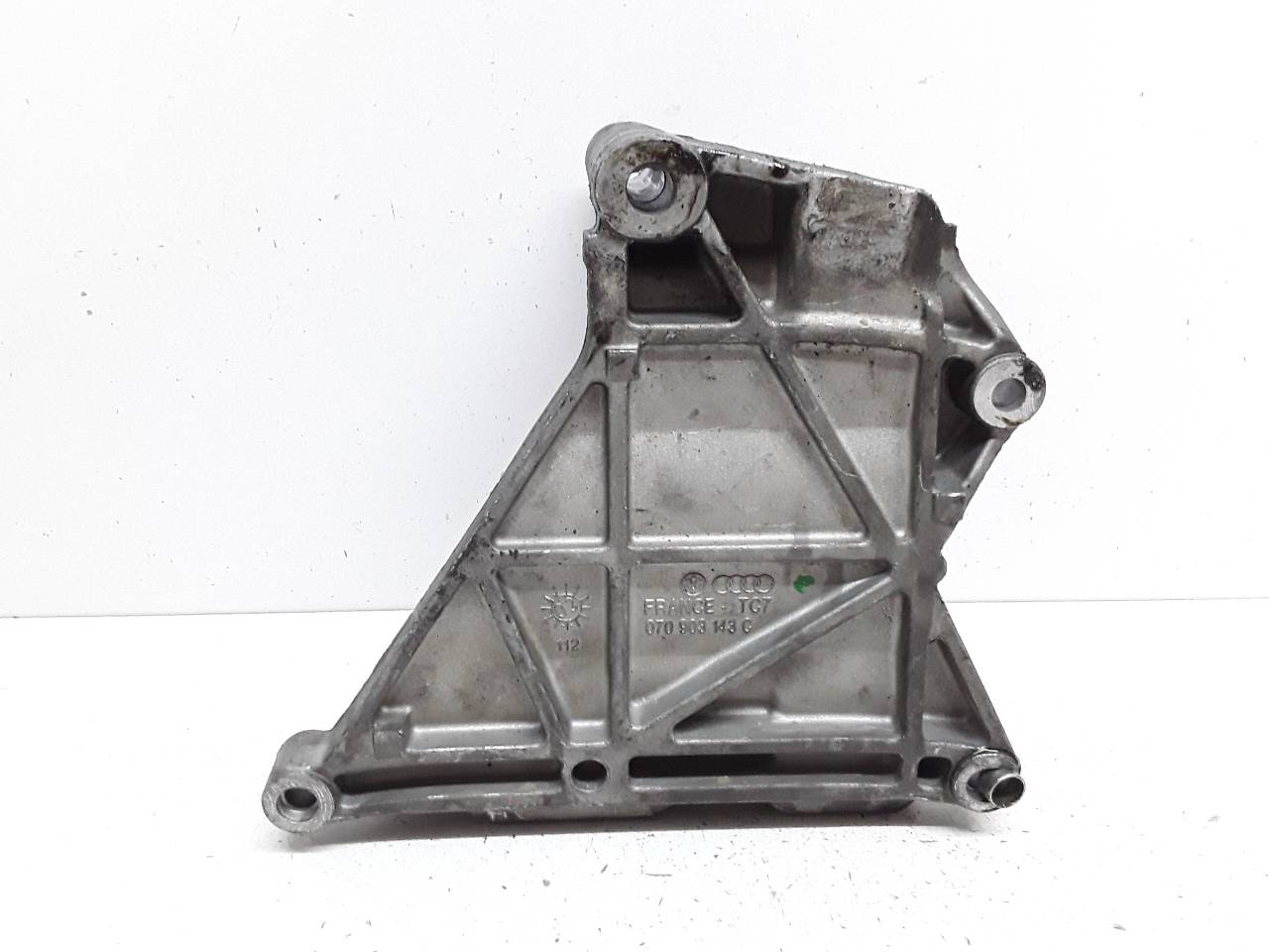 Soporte alternador