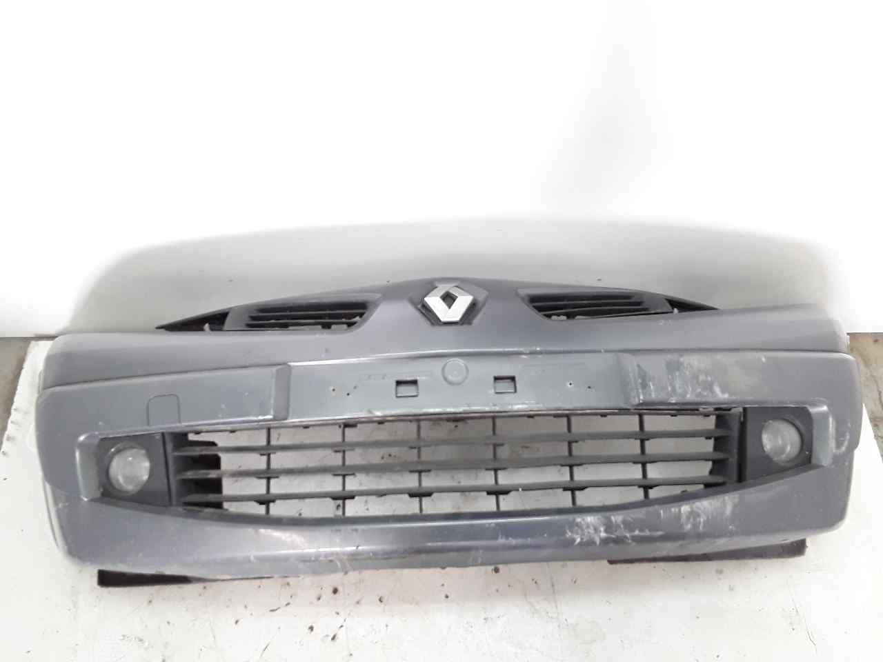 Paragolpes delantero