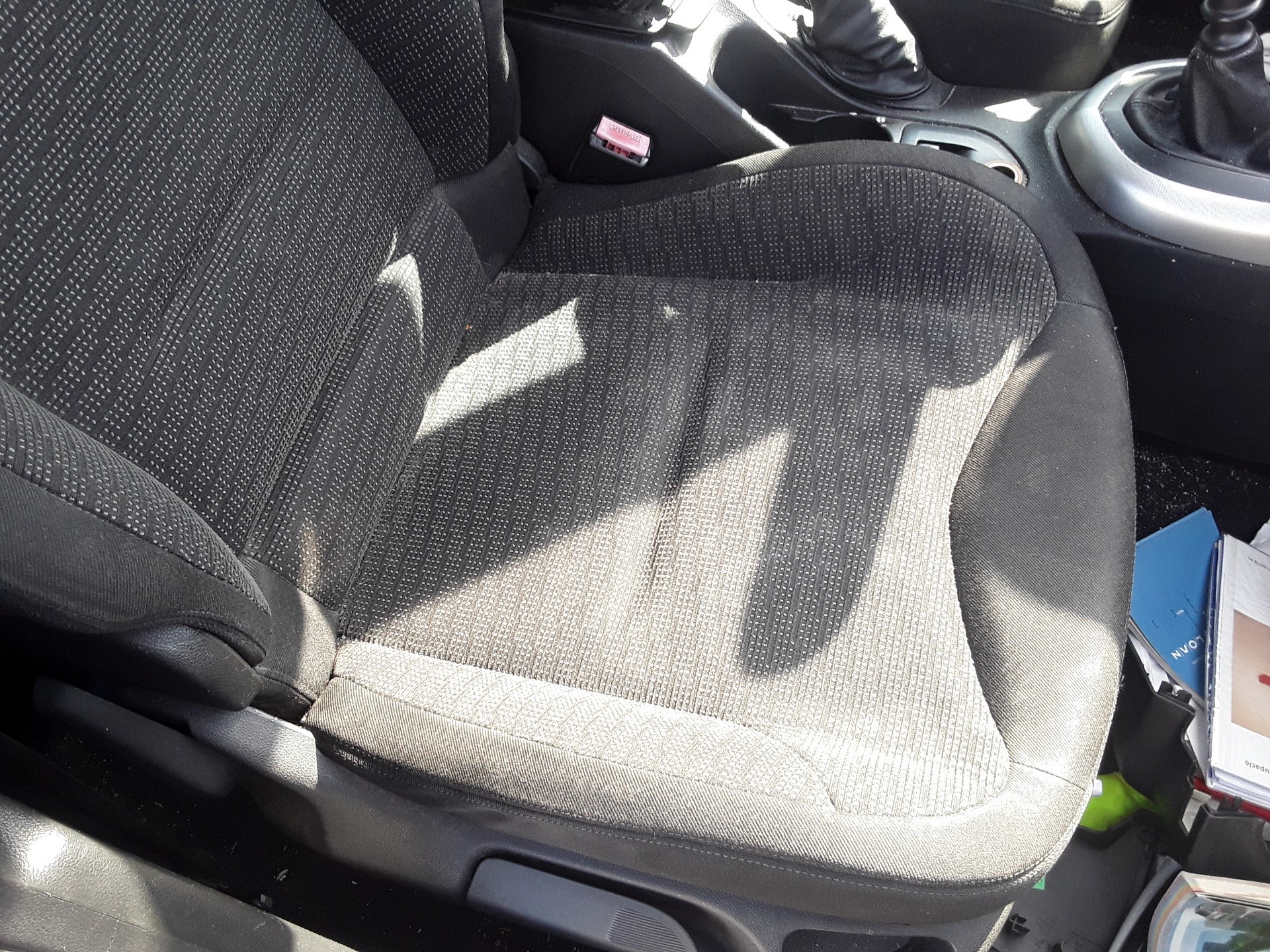 Asiento delantero derecho, foto 1 de 2