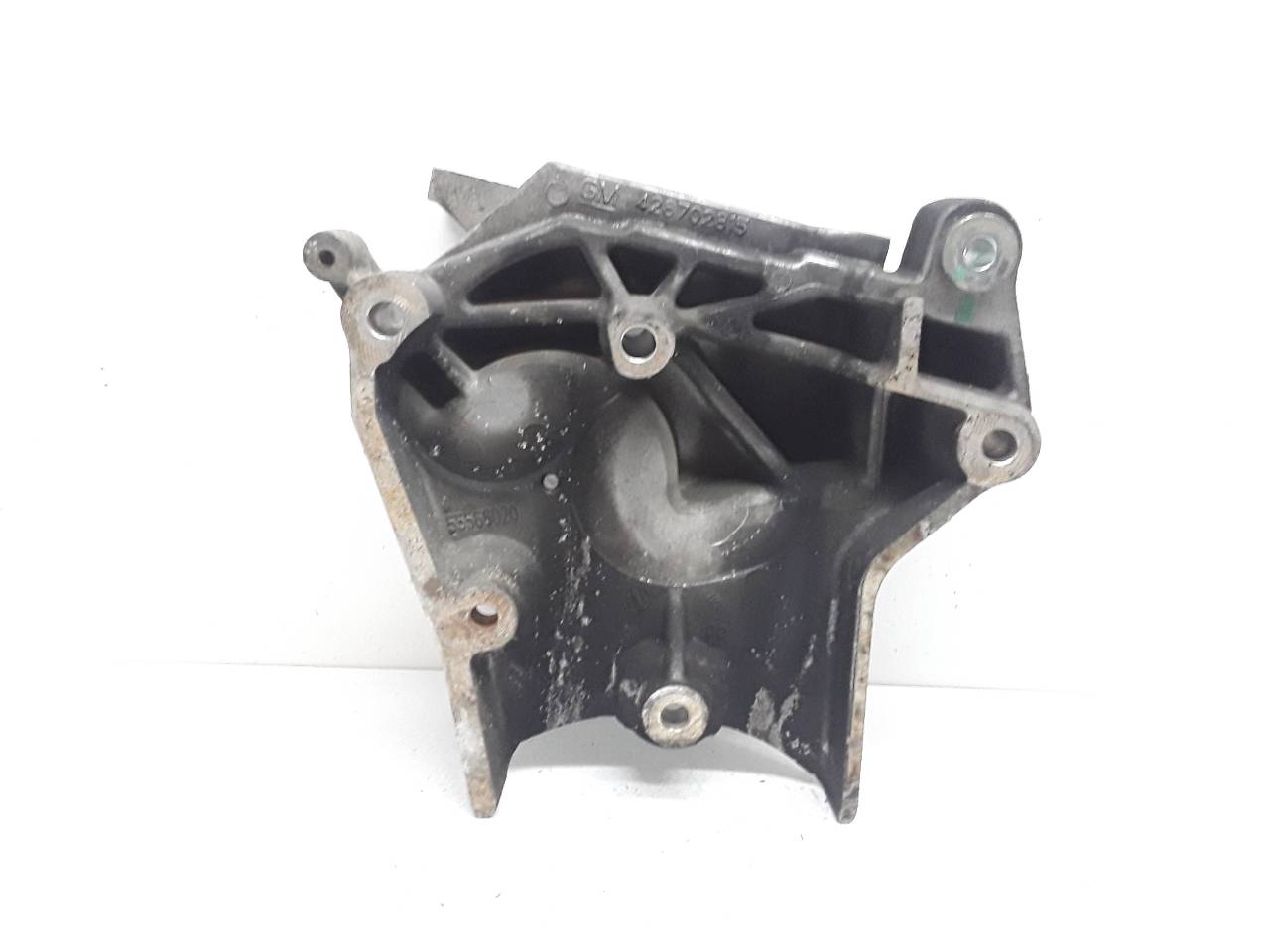 Soporte motor derecho