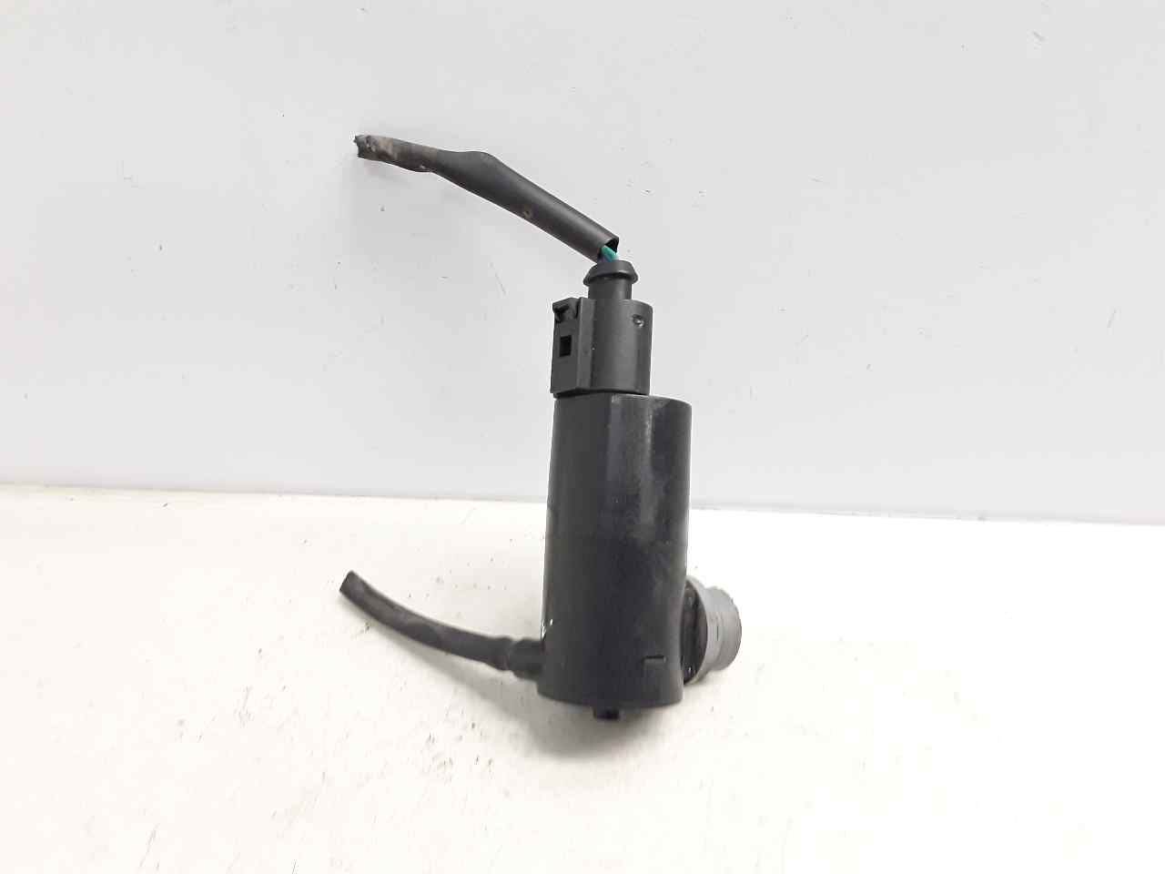Motor limpia delantero