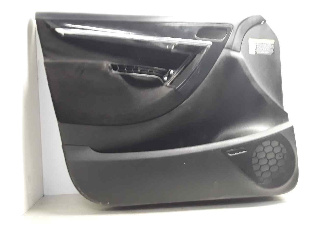 Guarnecido puerta delantera izquierda, foto 1 de 2
