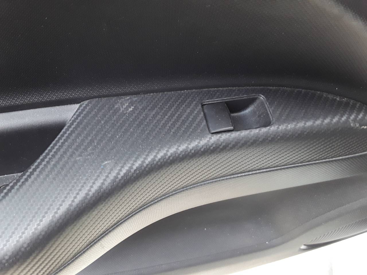 Rear left window switch, photo 1 of 1