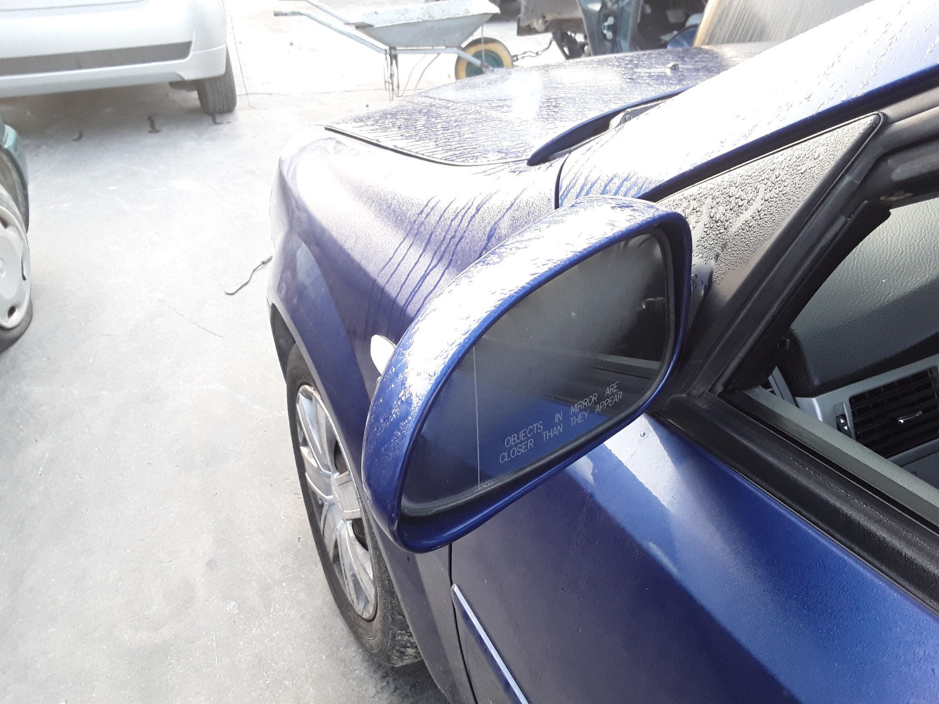 Retrovisor izquierdo