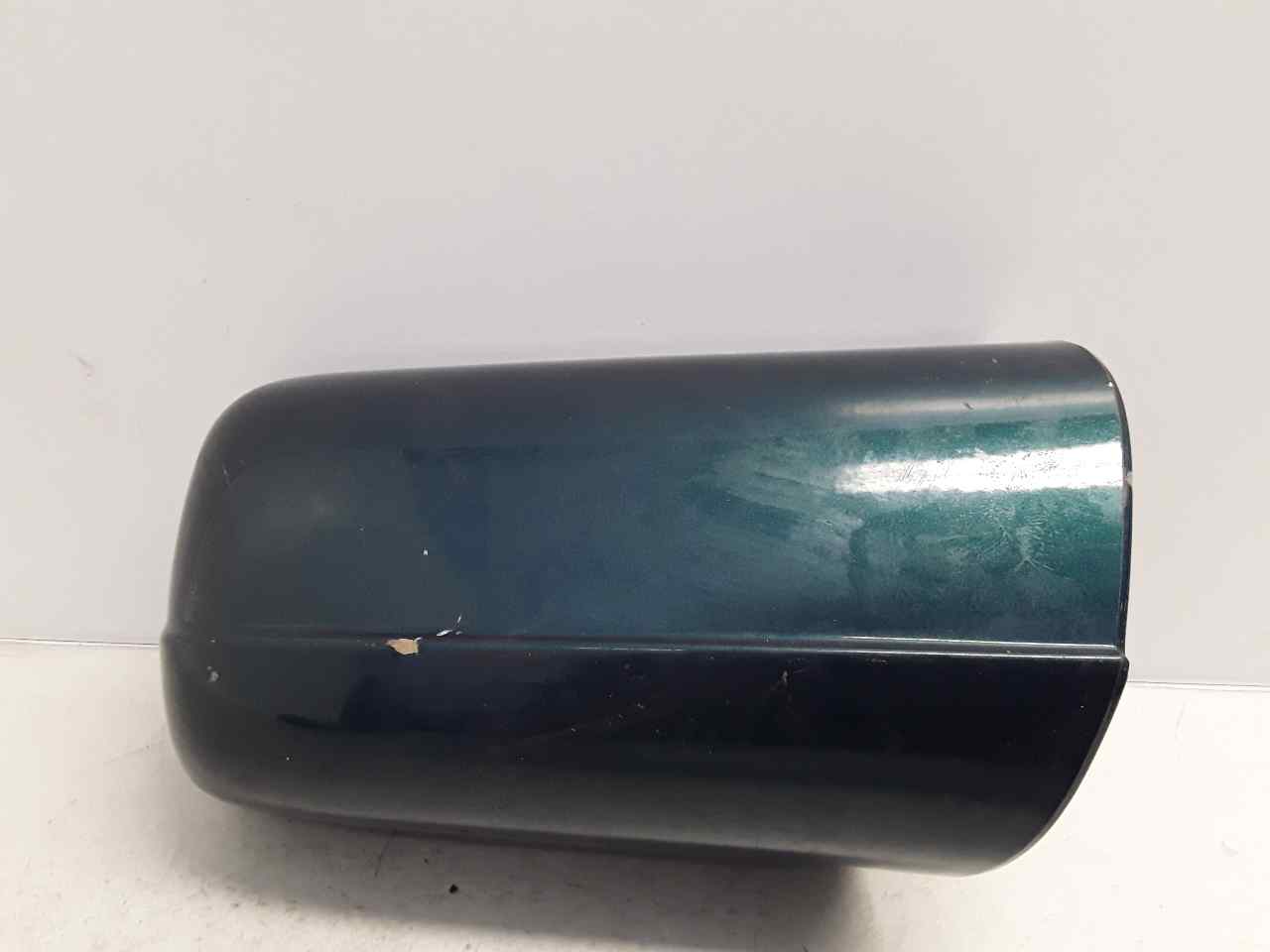 Carcasa retrovisor derecho