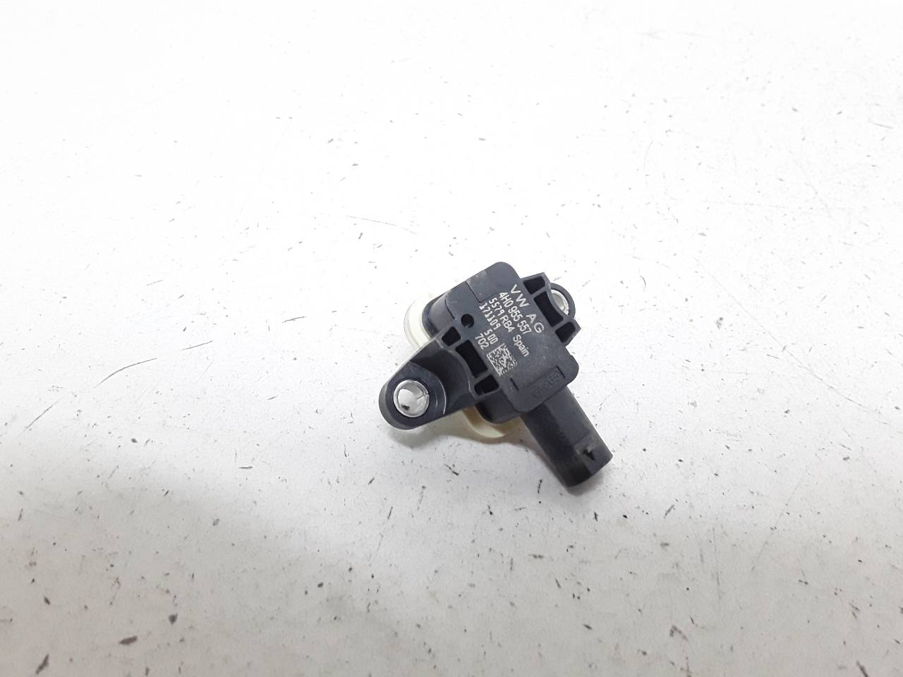 Sensor
