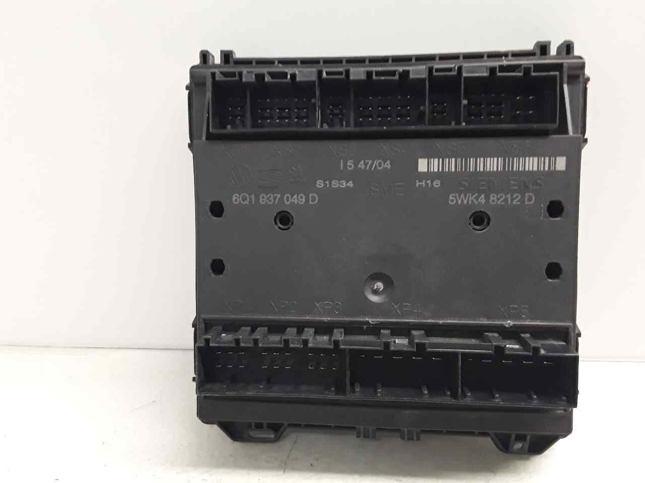 Caja reles / fusibles