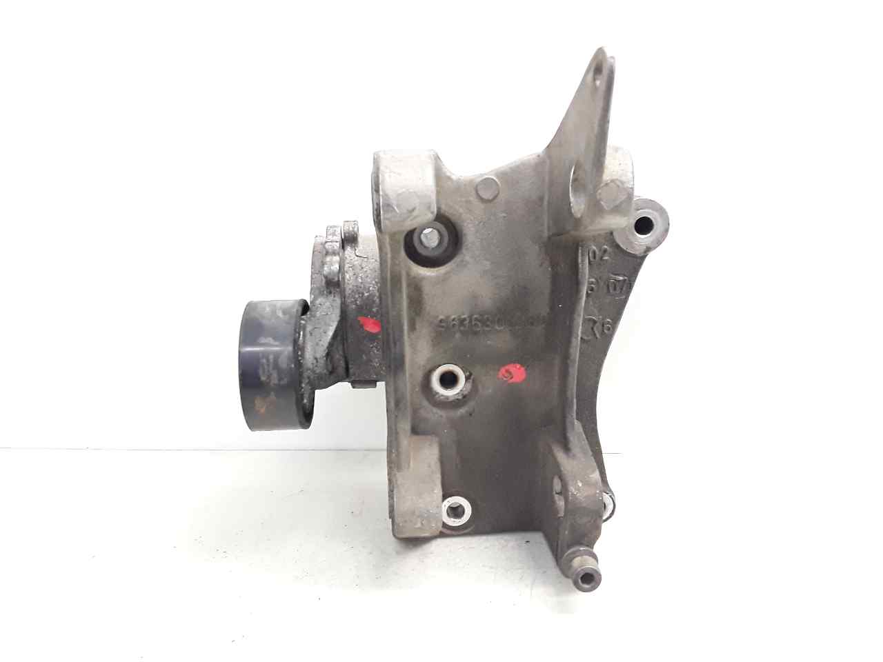 Soporte alternador