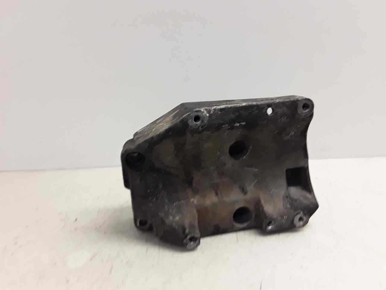 Soporte alternador
