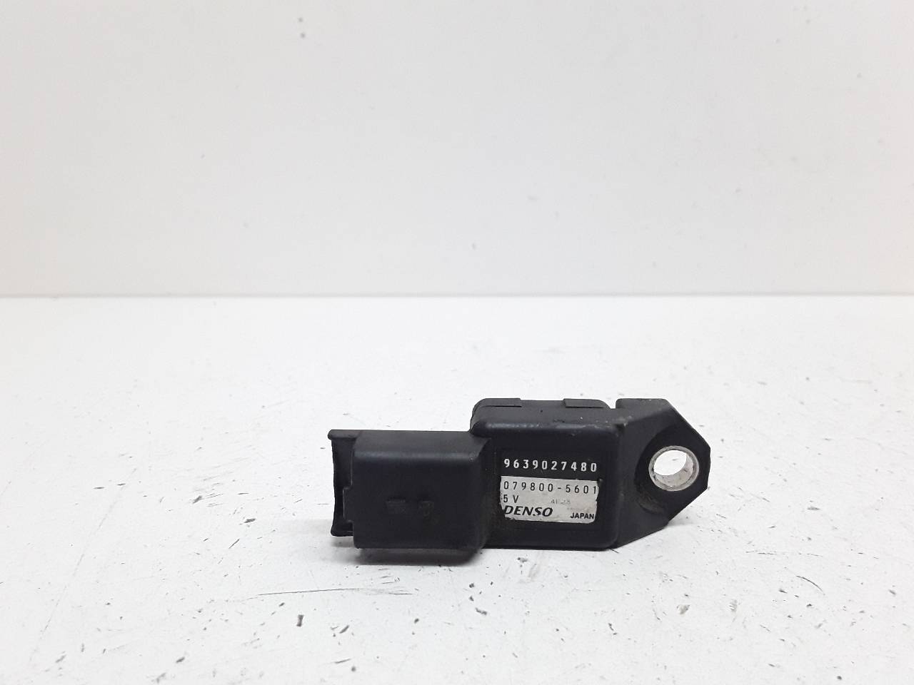 Sensor