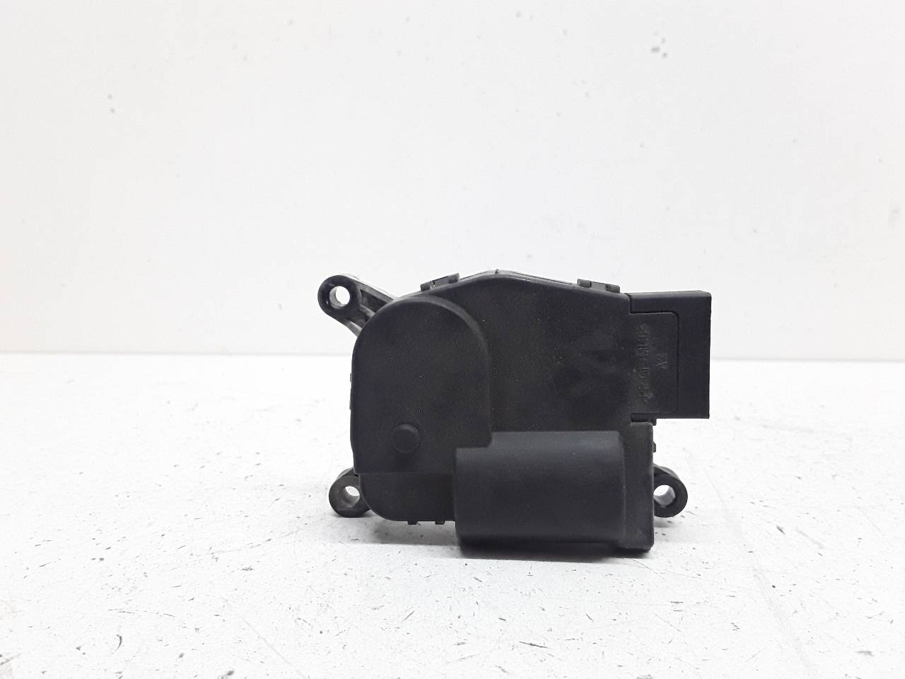 Motor apertura trampillas climatizador