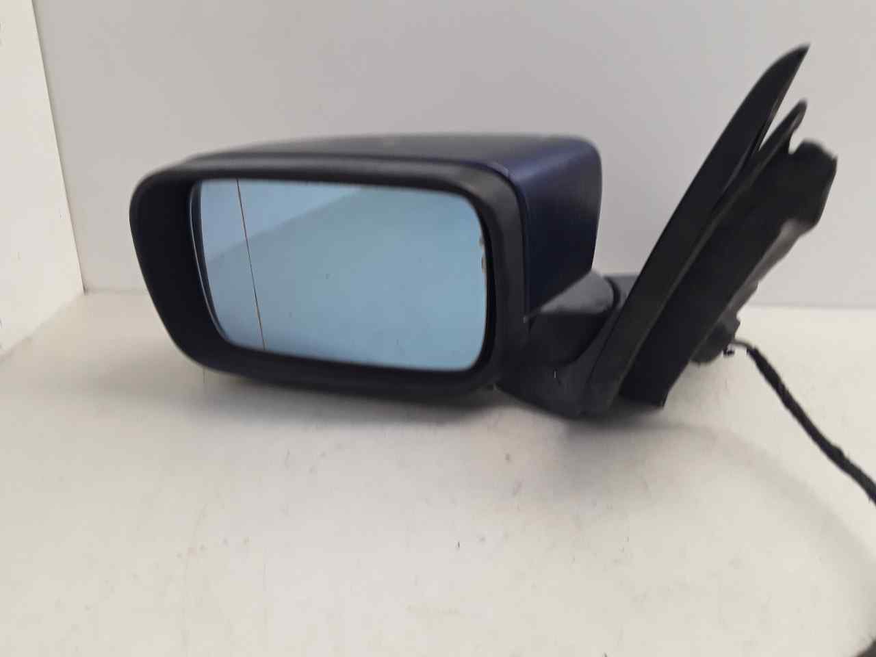 Retrovisor izquierdo